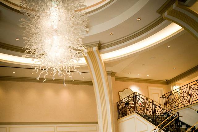 A rustic elegant wedding in a modern reception venue