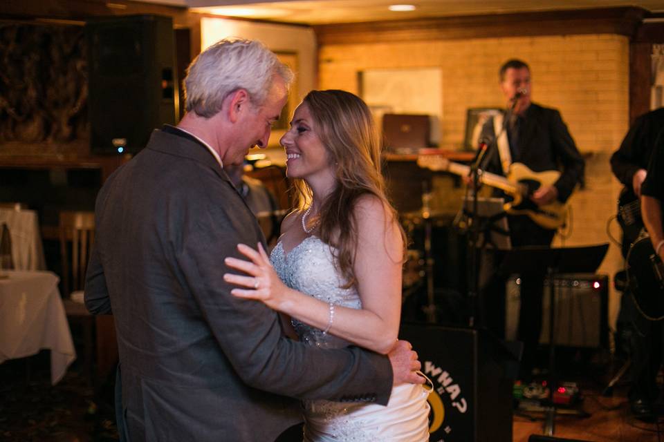 Father and daughter first dance