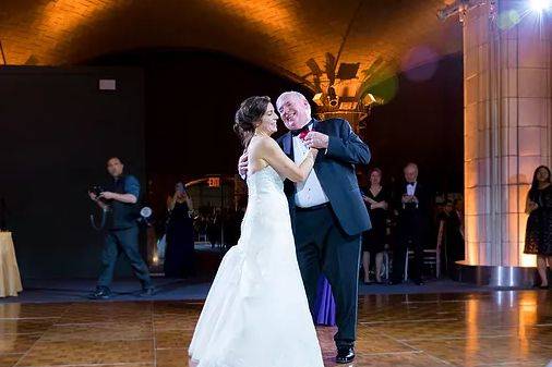 Father and daughter first dance