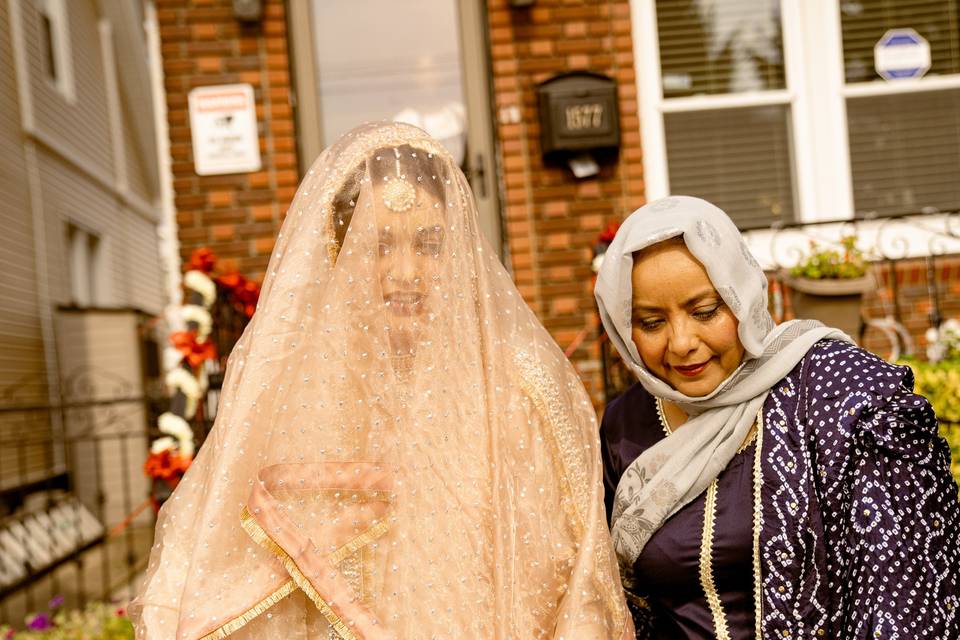 Bride and Mom