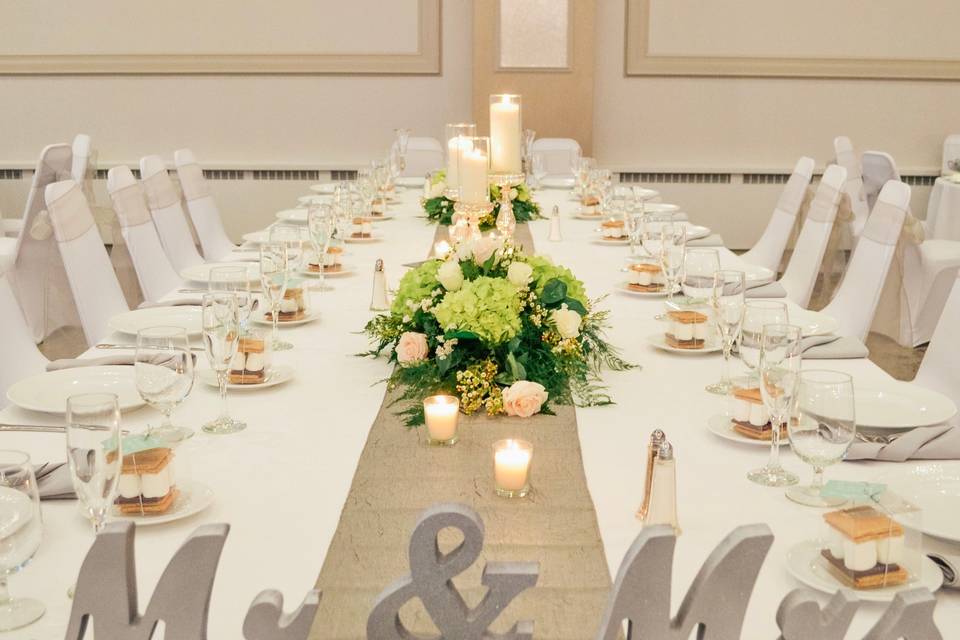 June Wedding Head Table