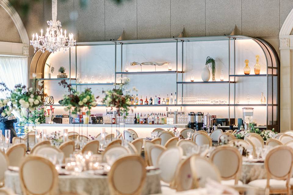 Grand Salon Bar