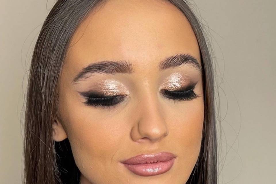 Attendant makeup