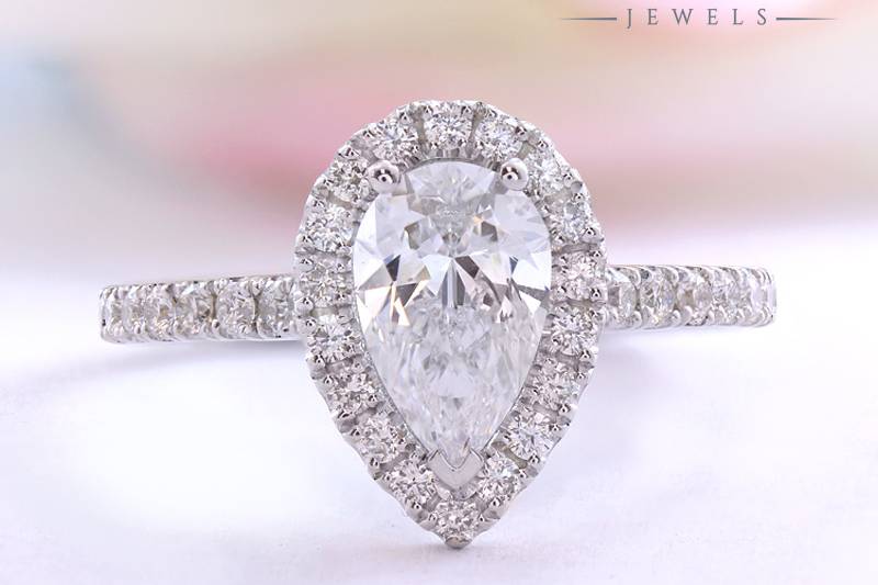 Pear Shape Diamond Ring