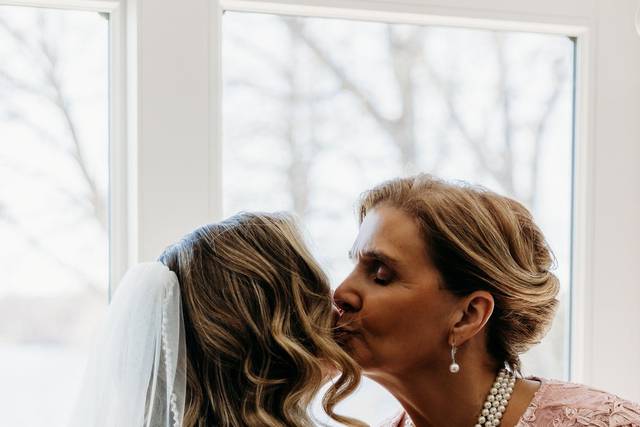 MA & RI Wedding Photographer