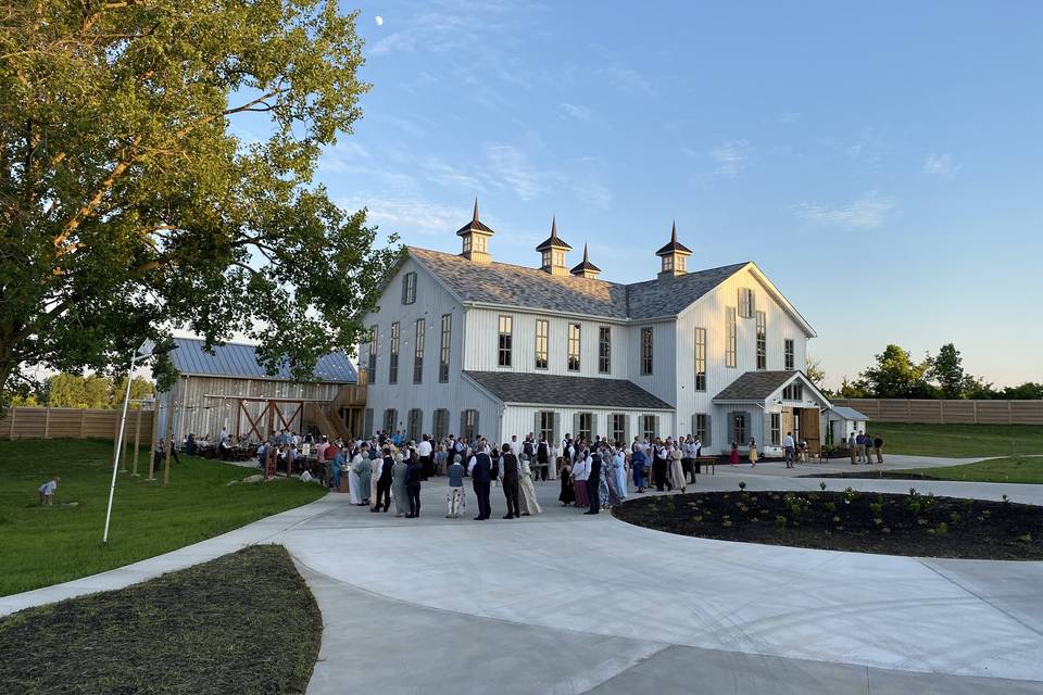 The Bicentennial Barn