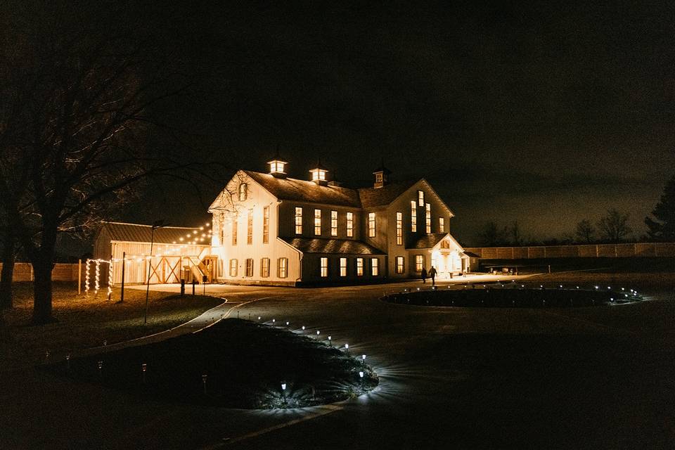 The Bicentennial Barn