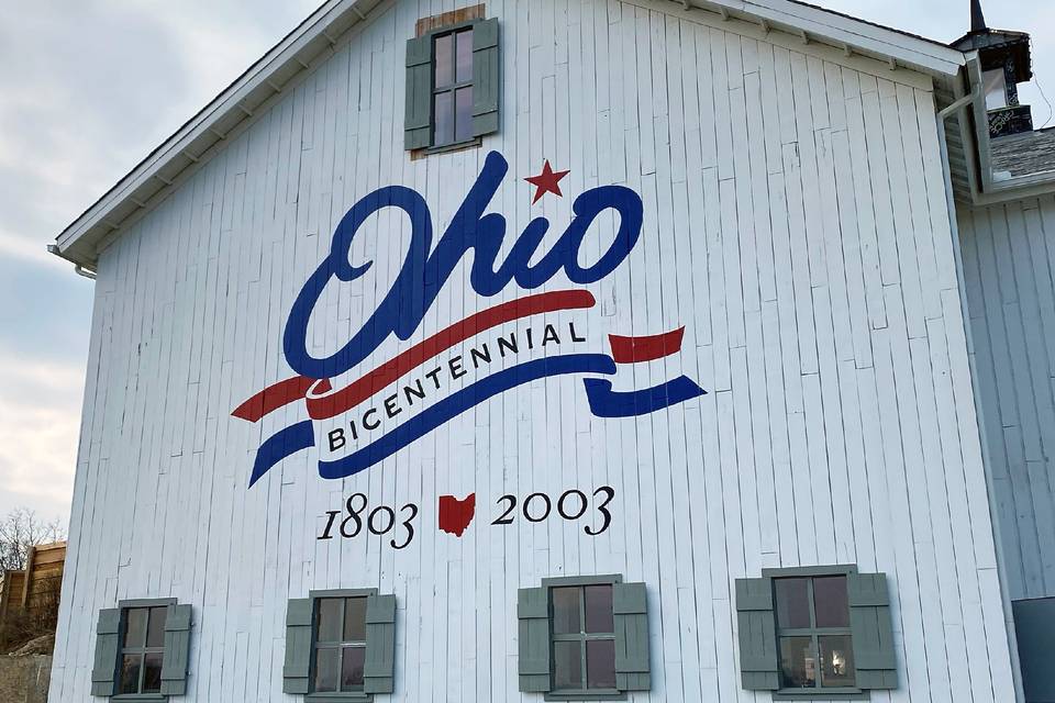 Iconic bicentennial logo