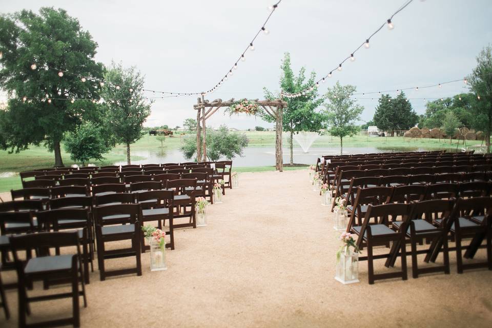 Outdoor wedding aisle