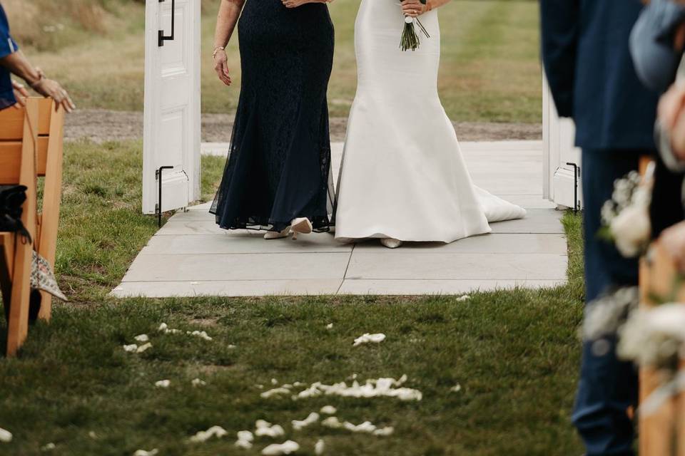Ronnie Mae Photography