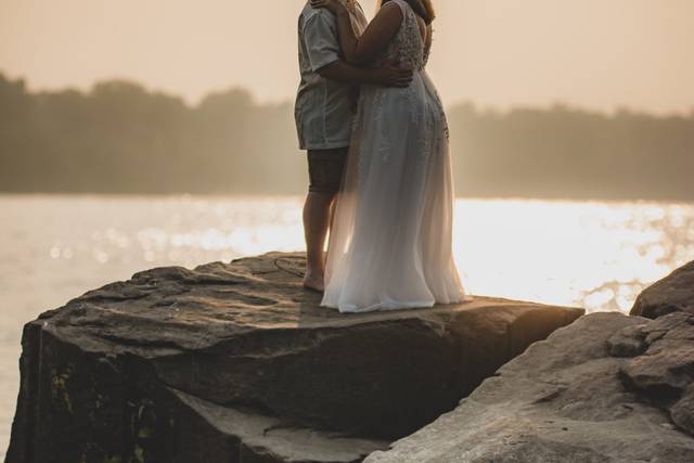 Love on the waterfront