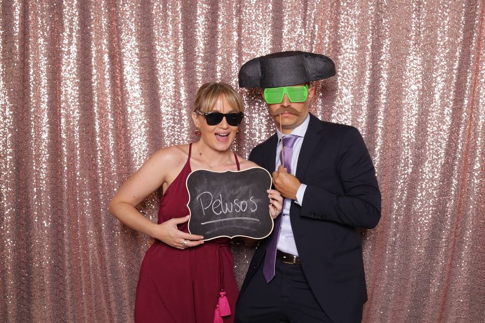 Shutterbarn (a photo booth co.)