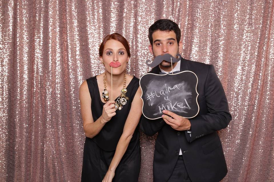 Shutterbarn (a photo booth co.)