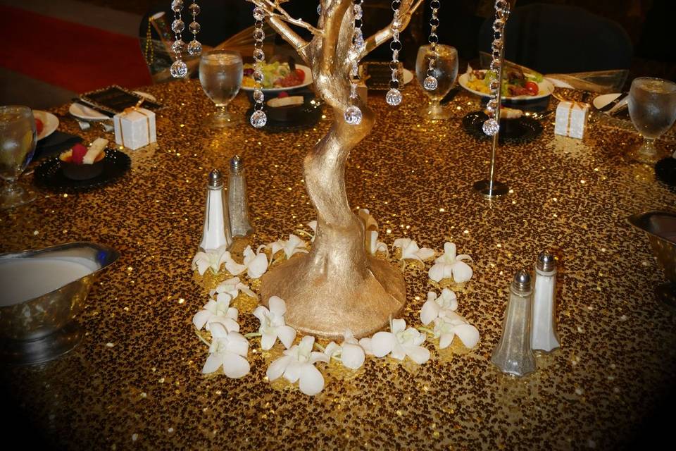 Gold centerpiece