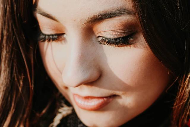Soft holiday/fall makeup