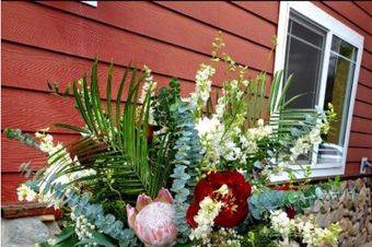 Wine Barrel and florals