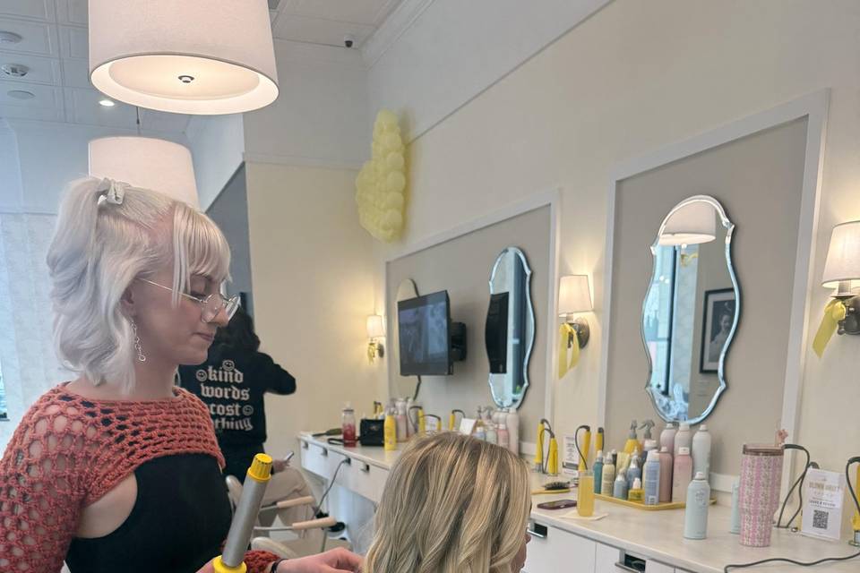 Drybar Signature Blowout!