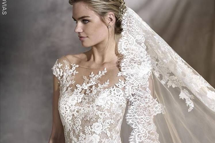 Bella Bianca Bridal Couture