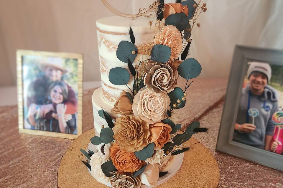 Lovebites Custom Cakes