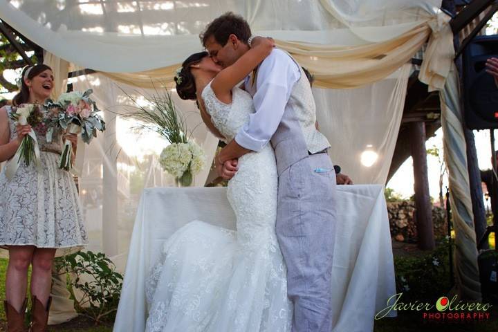 Wedding ceremony bliss