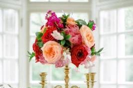 Floral wedding centerpiece