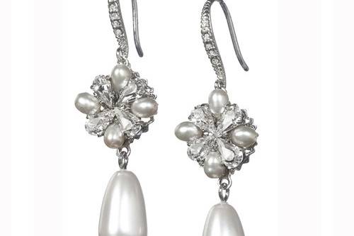 Grace Pearl Drop <br>Chandelier earring made from freshwater pearls and SWAROVSKI ELEMENTS.