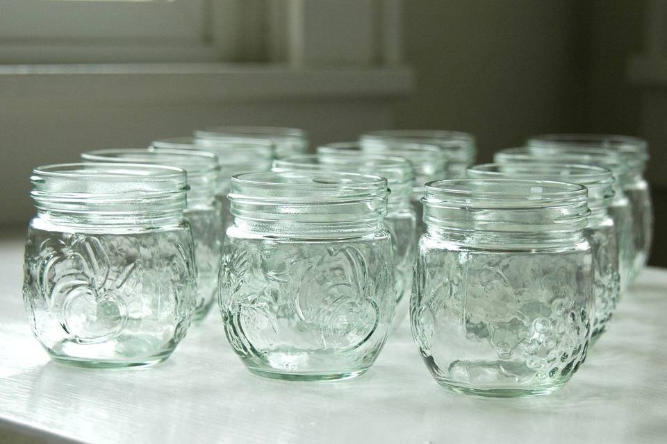 Jelly jars for tea lights