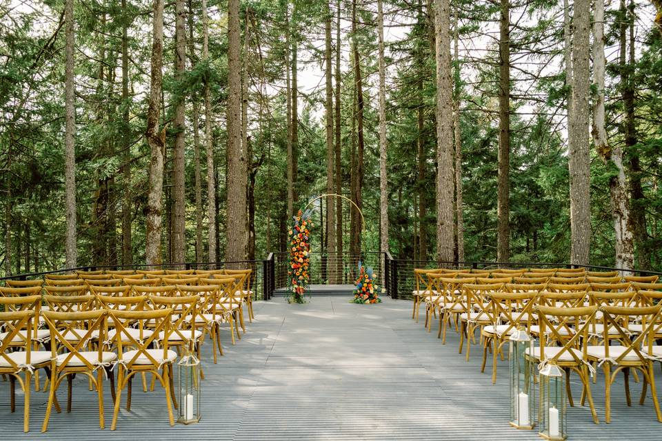 Ceremony tree deck