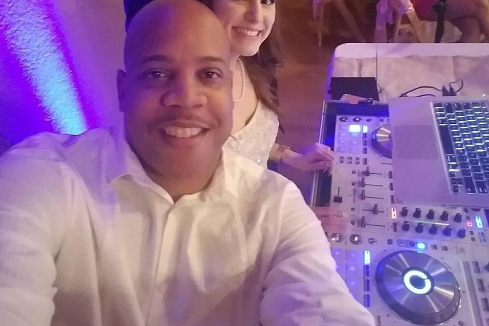 Brides love to Dj with us