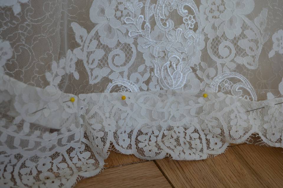 Hem lace wedding dress