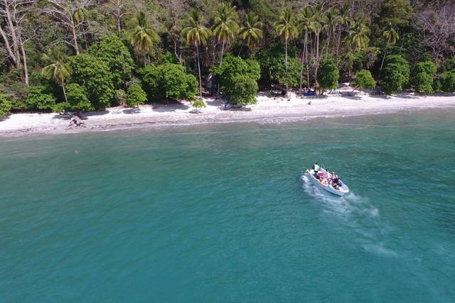Sealounge Catamaran & Playa Fantasia Costa Rica