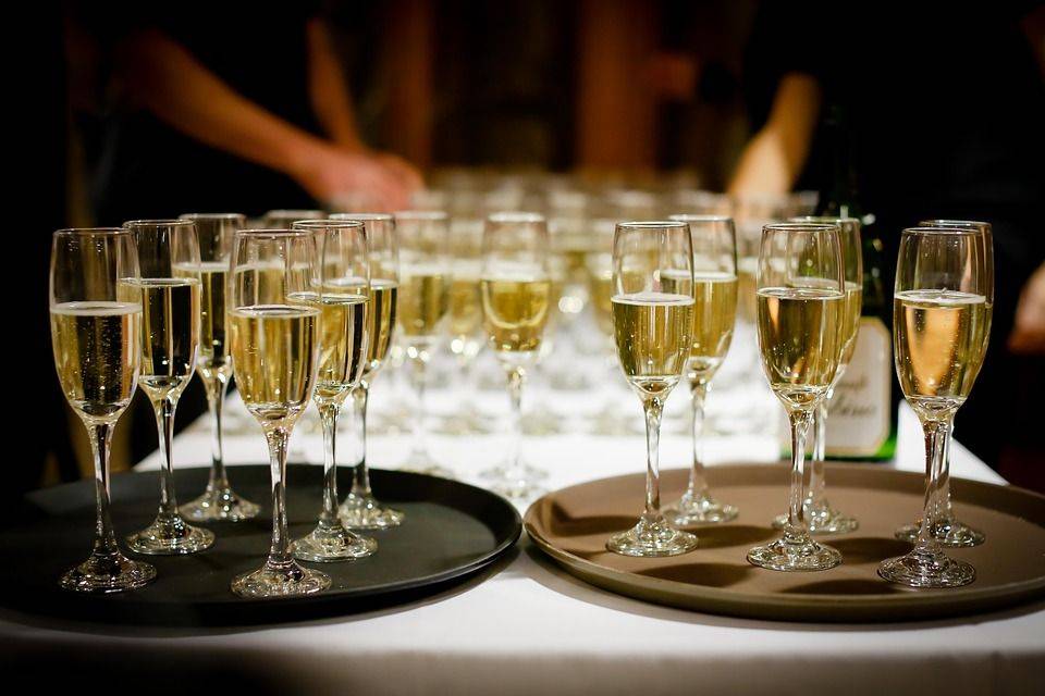 Professional & Reliable Bartending