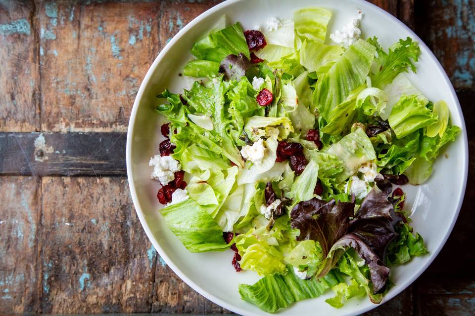 Seasonal greens salad