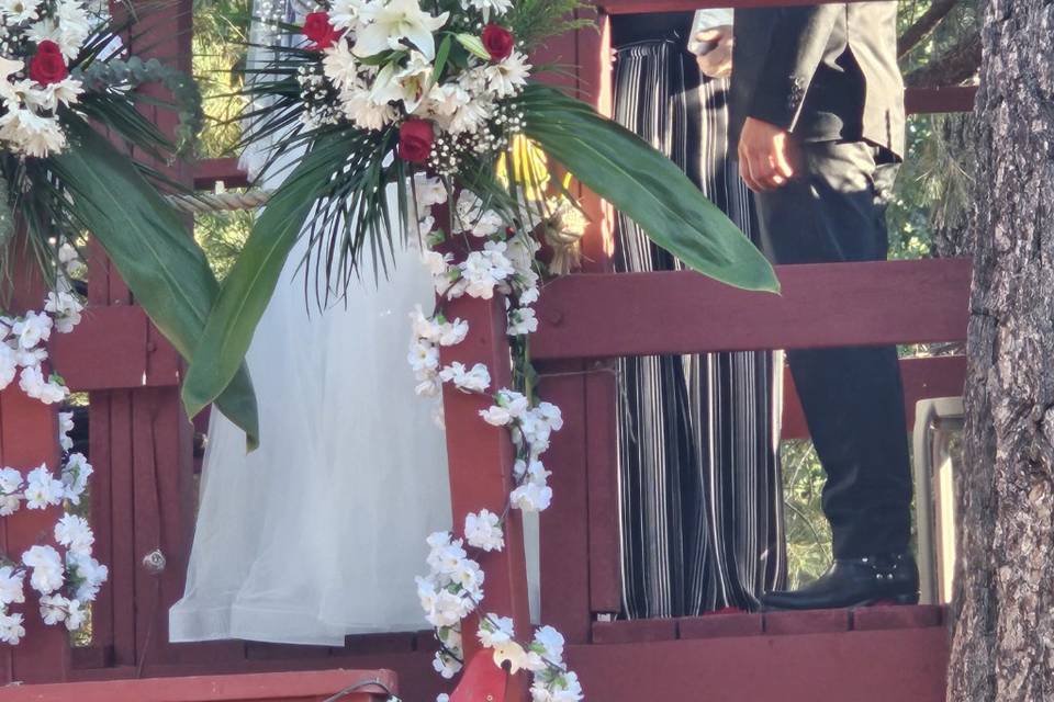 Tree house wedding