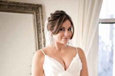 Traditional Bridal hair and makeup using Bobby Brown