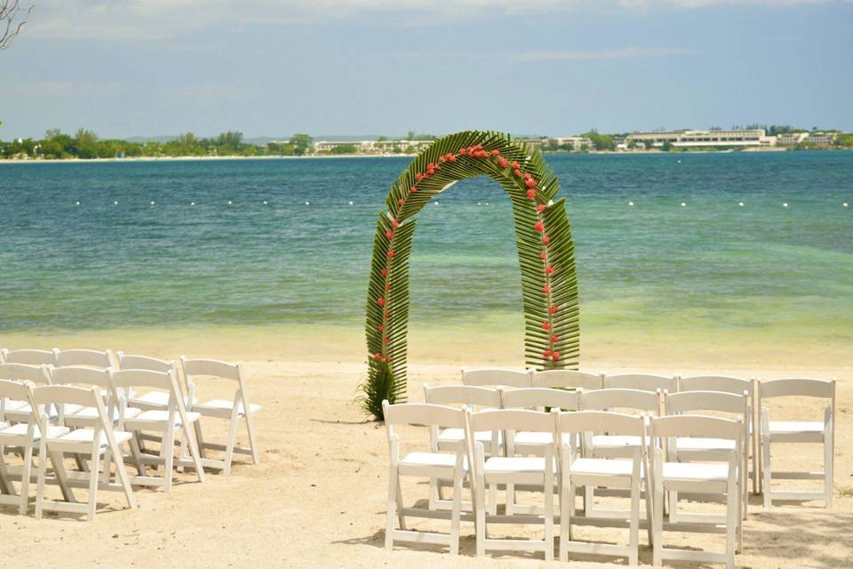 A simple beach ceremony