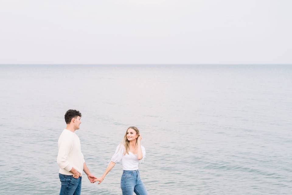 Stroll in the beach