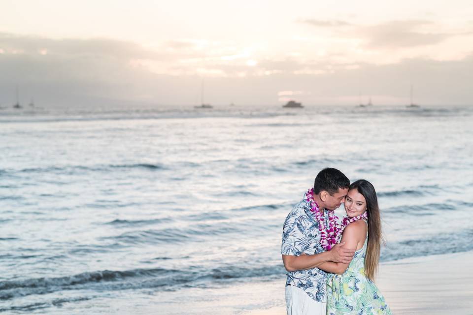 Cuddles by the Maui sunset