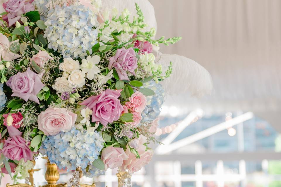 Classic flower centerpiece