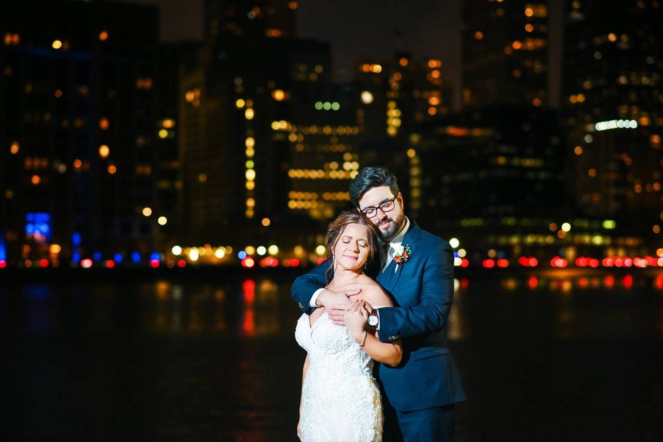 City wedding by night in downtown Chicago