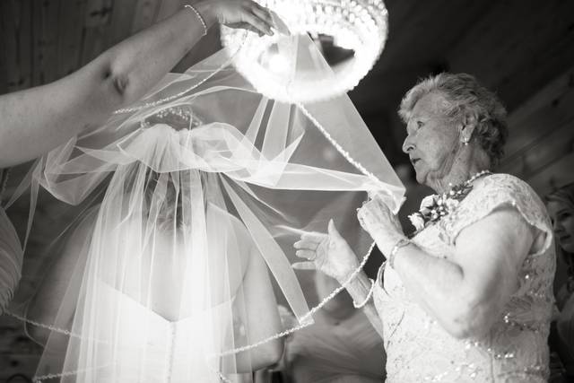 Wedding gown