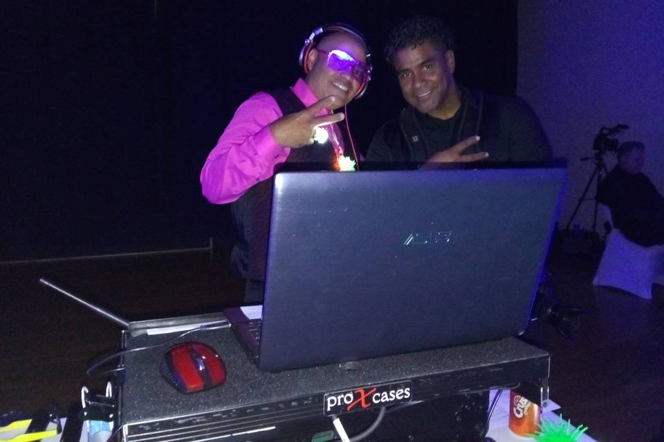 DJ CLUB D & MATT PHOTO