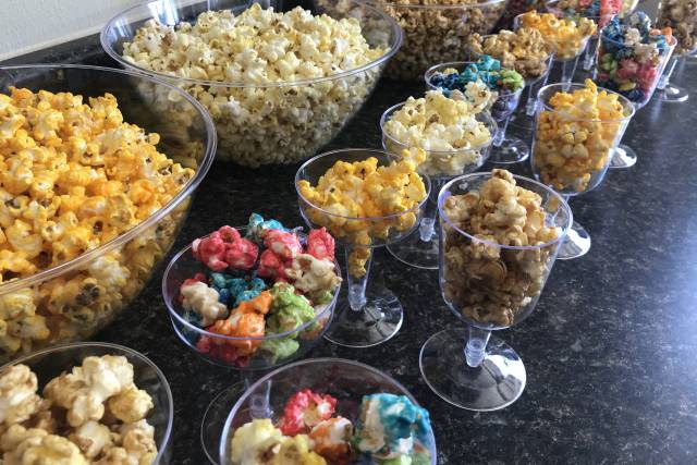Popcorn bar