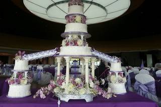 Ghiselani Designer Wedding Cakes