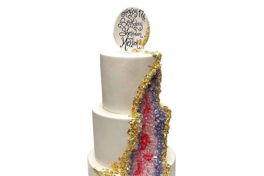 Iced Out Company Cakes!: The Louis Vuitton White Wedding Cake!