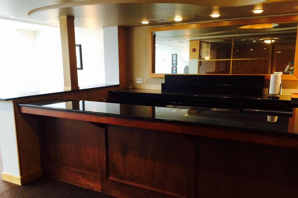 Glen Allen Room bar