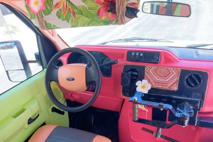 Sarasota Minibus interior