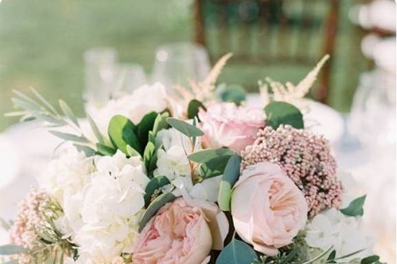 Soft Table florals