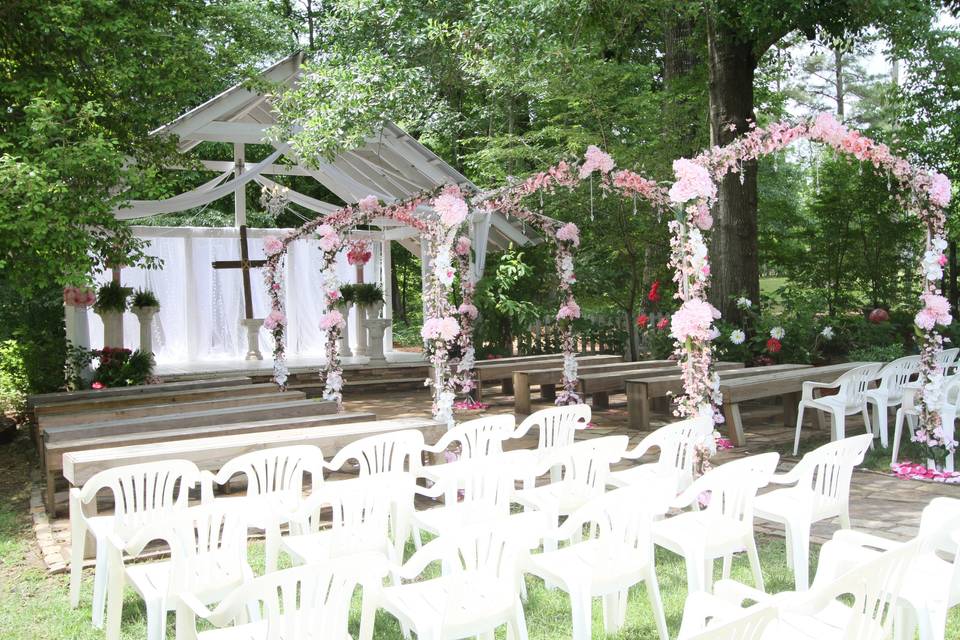 Hidden Chapel at Acadiana Acres