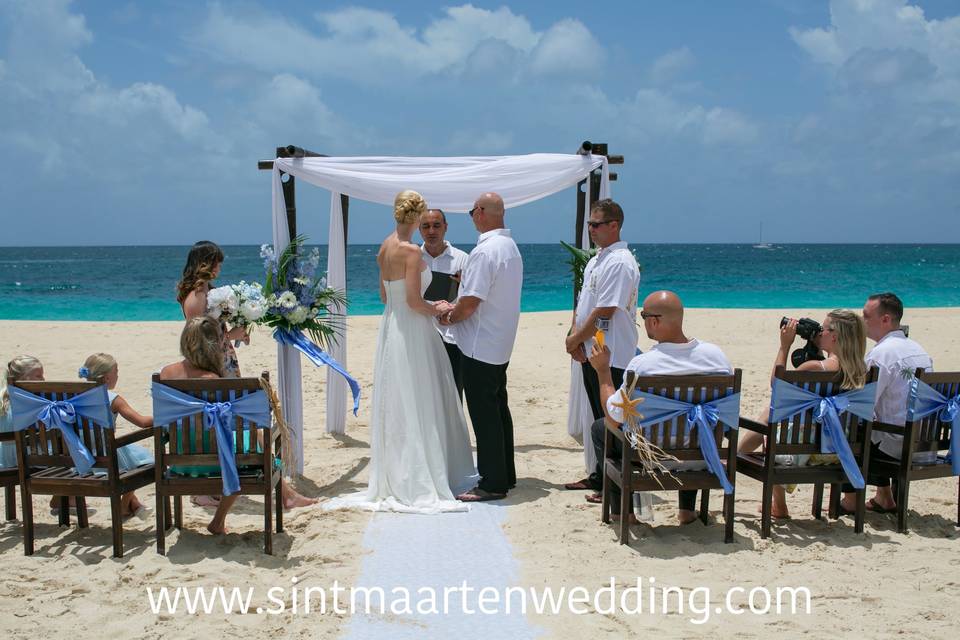 Sint Maarten Weddings